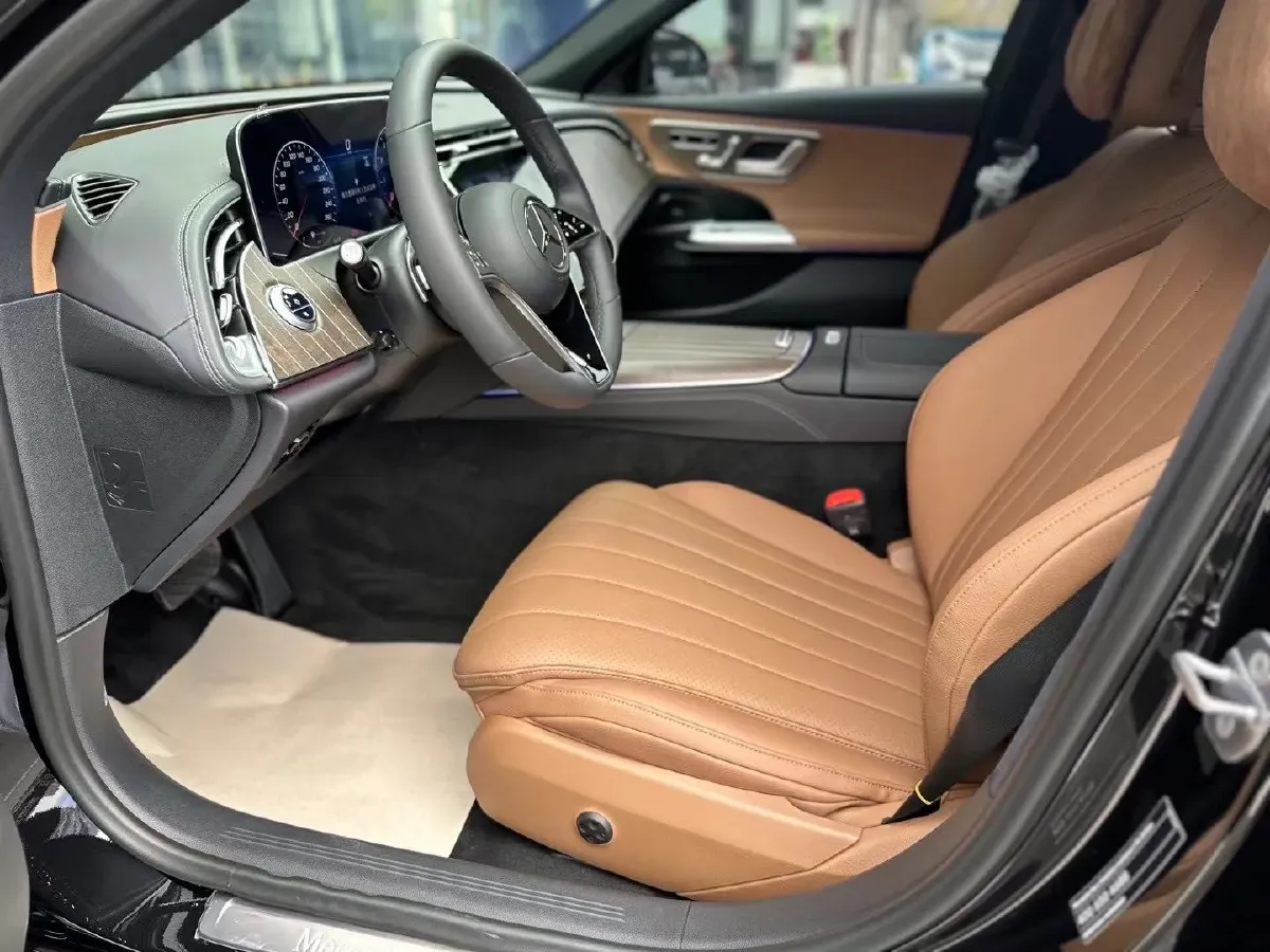 2025 Mercedes-Benz E Class 2.0T 258HP L4 9AT,autocango,china used car exporter,china ev exporter,chinese used car exporter,chinese used ev exporter