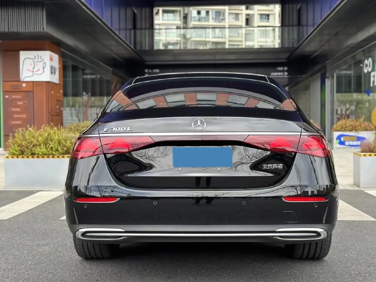 2025 Mercedes-Benz E Class 2.0T 258HP L4 9AT,autocango,china used car exporter,china ev exporter,chinese used car exporter,chinese used ev exporter