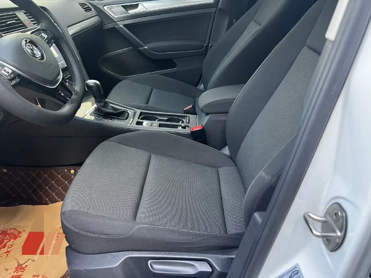 2020 Volkswagen Golf 1.2T 116HP L4 7DCT,autocango,china used car exporter,china ev exporter,chinese used car exporter,chinese used ev exporter