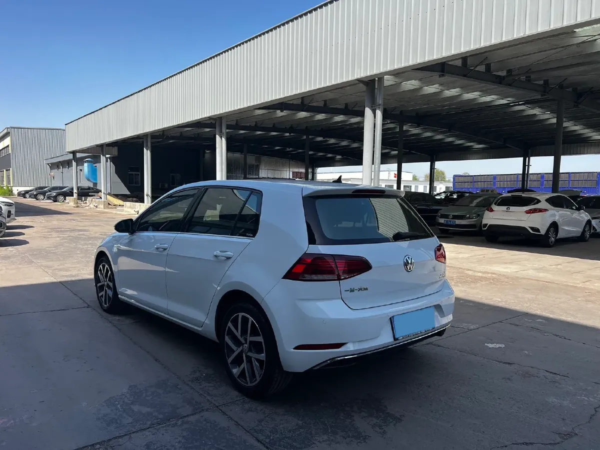 2020 Volkswagen Golf 1.2T 116HP L4 7DCT,autocango,china used car exporter,china ev exporter,chinese used car exporter,chinese used ev exporter