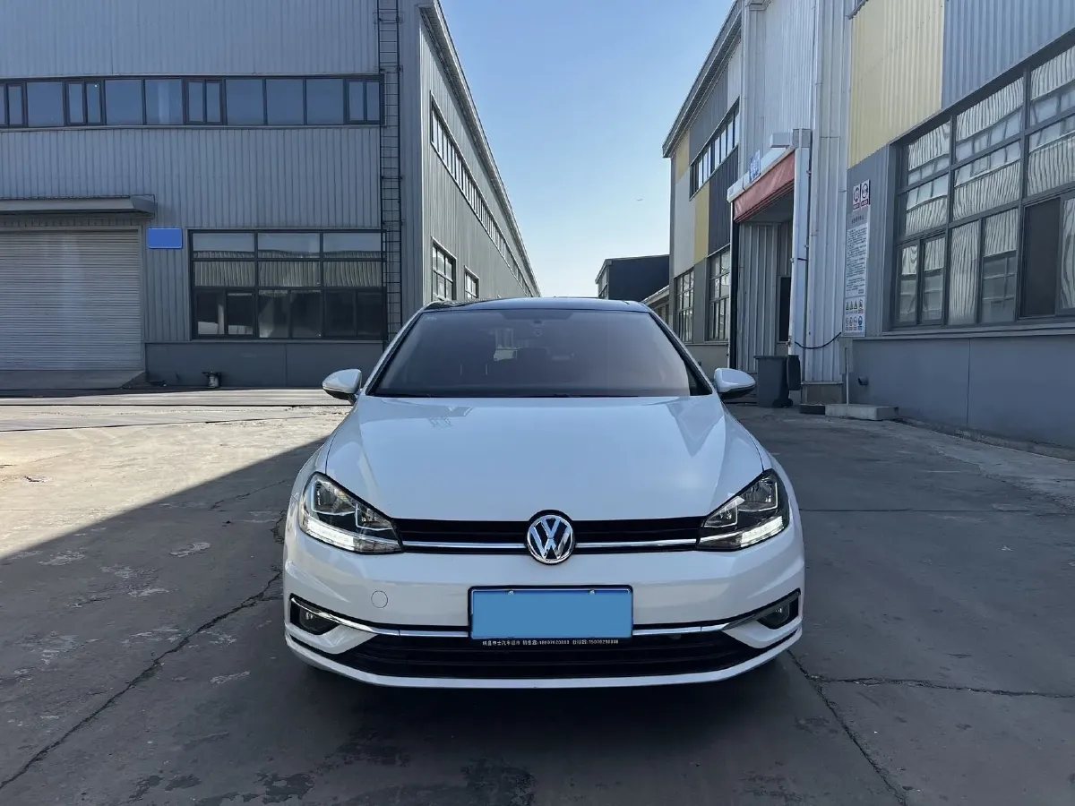 2020 Volkswagen Golf 1.2T 116HP L4 7DCT,autocango,china used car exporter,china ev exporter,chinese used car exporter,chinese used ev exporter