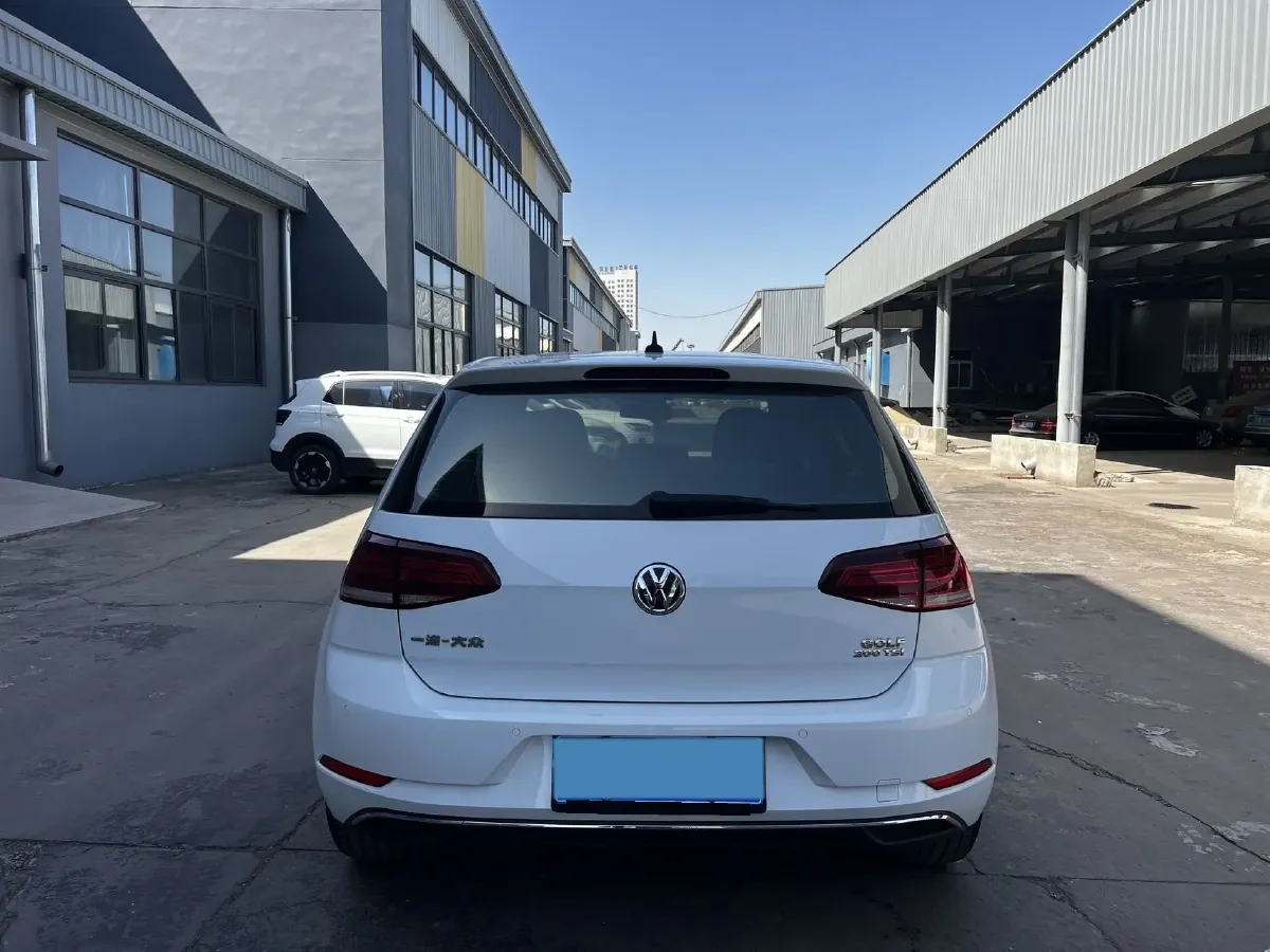 2020 Volkswagen Golf 1.2T 116HP L4 7DCT,autocango,china used car exporter,china ev exporter,chinese used car exporter,chinese used ev exporter