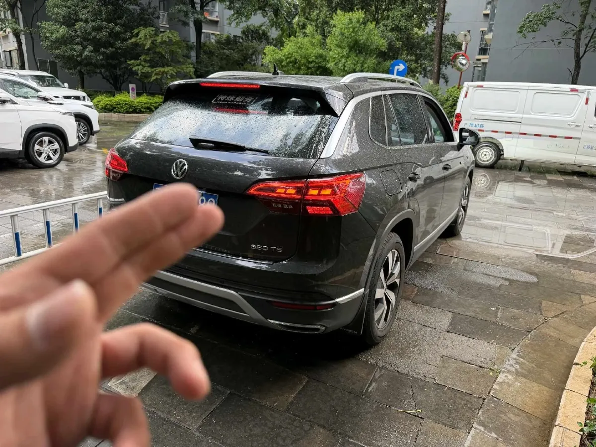 2020 Volkswagen Tayron 2.0T 186HP L4 7DCT,autocango,china used car exporter,china ev exporter,chinese used car exporter,chinese used ev exporter