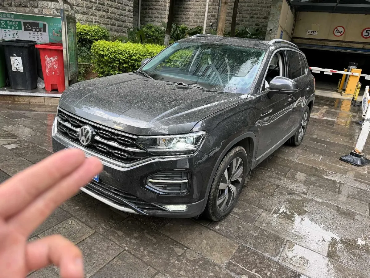 2020 Volkswagen Tayron 2.0T 186HP L4 7DCT,autocango,china used car exporter,china ev exporter,chinese used car exporter,chinese used ev exporter