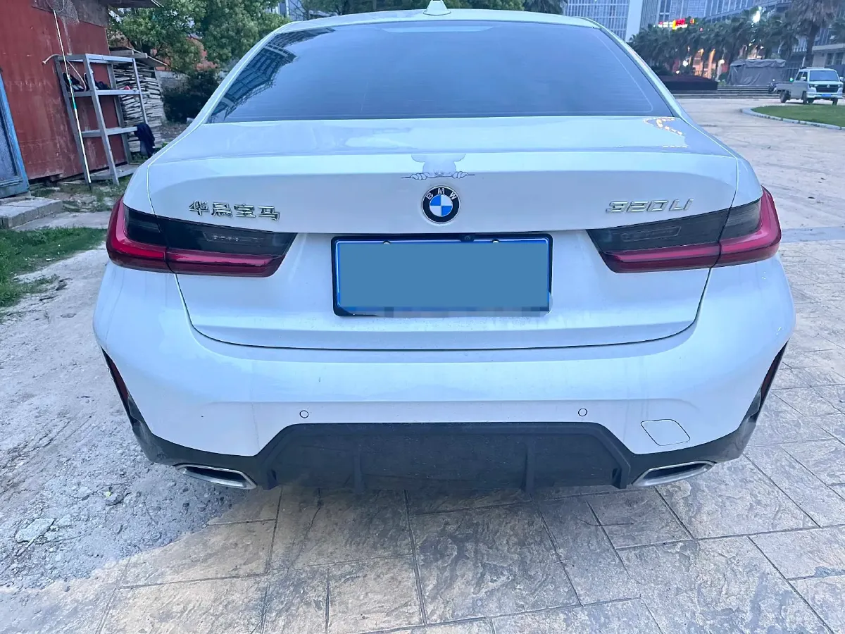 2023 BMW 3 Series 2.0T 156HP L4 8AT,autocango,china used car exporter,china ev exporter,chinese used car exporter,chinese used ev exporter