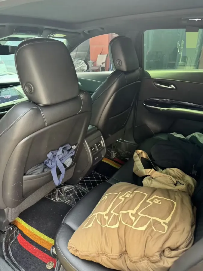 2022 Cadillac XT4 2.0T 237HP L4 9AT,autocango,china used car exporter,china ev exporter,chinese used car exporter,chinese used ev exporter