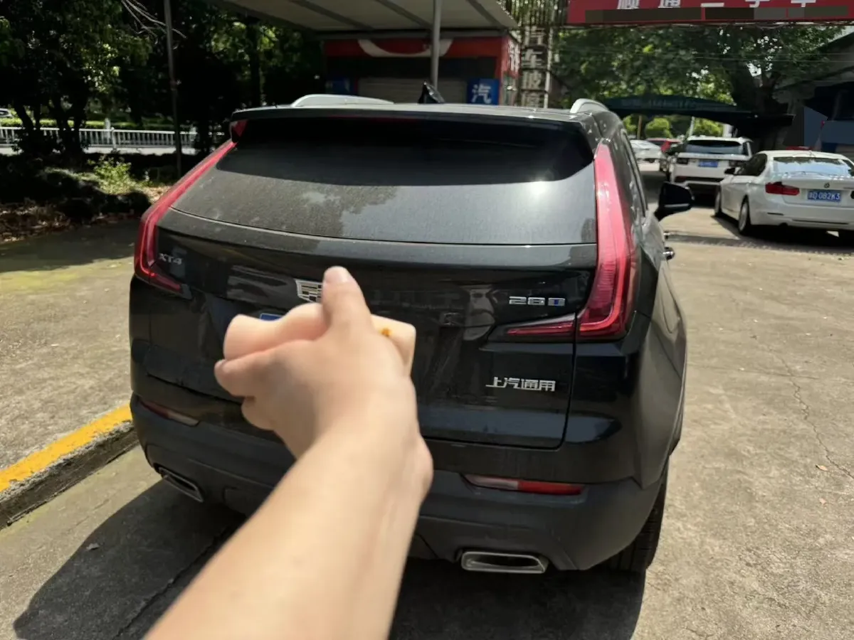 2022 Cadillac XT4 2.0T 237HP L4 9AT,autocango,china used car exporter,china ev exporter,chinese used car exporter,chinese used ev exporter