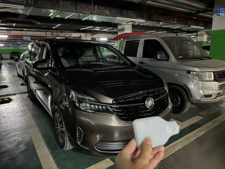 2021 Buick GL8 2.0T 237HP L4 9AT,autocango,china used car exporter,china ev exporter,chinese used car exporter,chinese used ev exporter