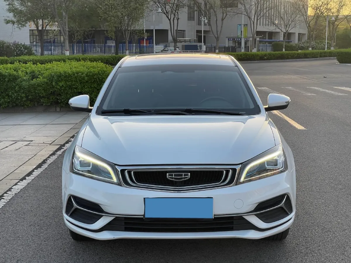 2019 Geely Emgrand 1.5L 109HP L4 5MT,autocango,china used car exporter,china ev exporter,chinese used car exporter,chinese used ev exporter