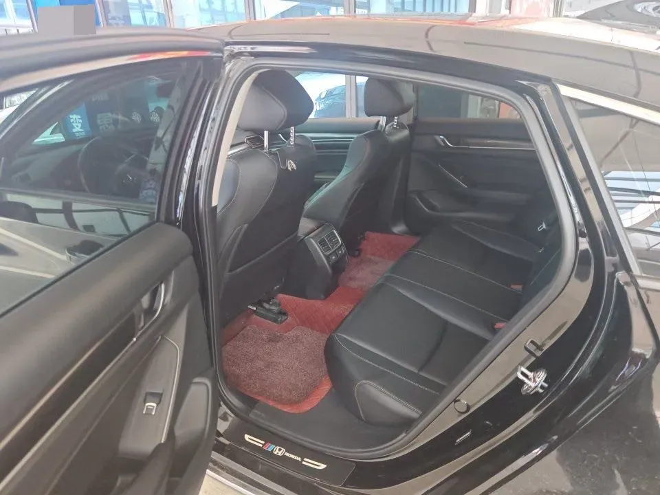 2022 Honda Accord 1.5T 194HP L4 CVT,autocango,china used car exporter,china ev exporter,chinese used car exporter,chinese used ev exporter