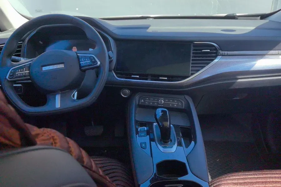 2021 Haval F7 2.0T 224HP L4 7DCT,autocango,china used car exporter,china ev exporter,chinese used car exporter,chinese used ev exporter