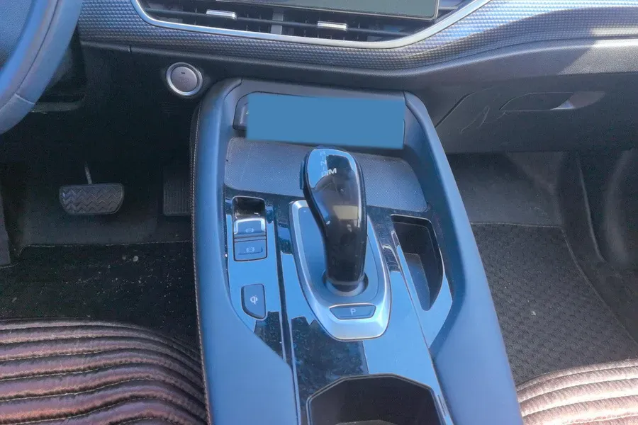 2021 Haval F7 2.0T 224HP L4 7DCT,autocango,china used car exporter,china ev exporter,chinese used car exporter,chinese used ev exporter