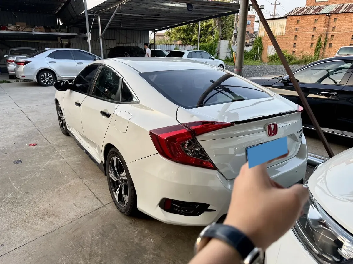 2019 Honda Civic 1.5T 177HP L4 CVT,autocango,china used car exporter,china ev exporter,chinese used car exporter,chinese used ev exporter