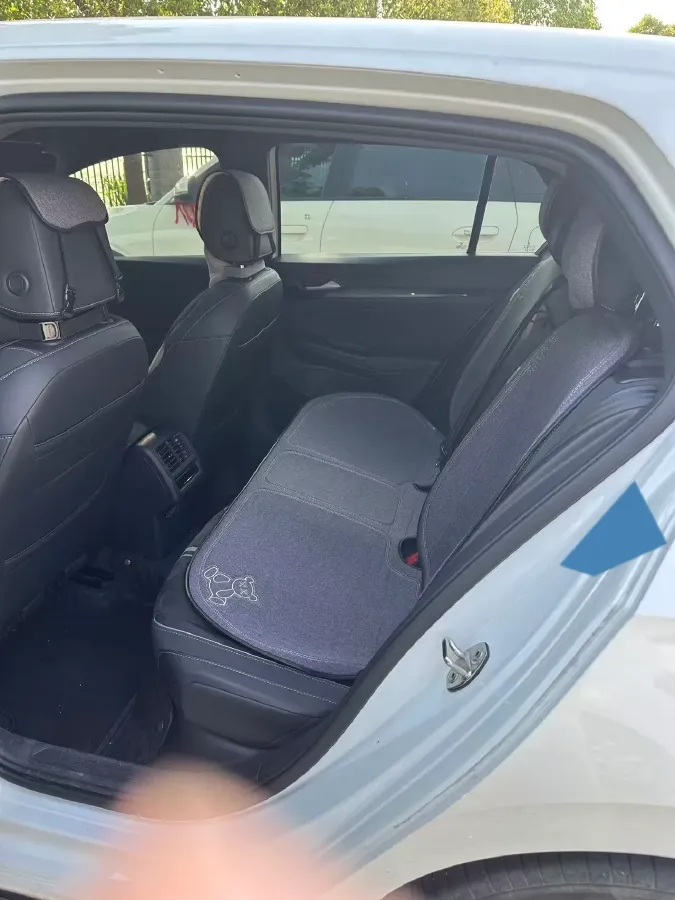 2023 Volkswagen Golf 1.4T 150HP L4 7DCT,autocango,china used car exporter,china ev exporter,chinese used car exporter,chinese used ev exporter