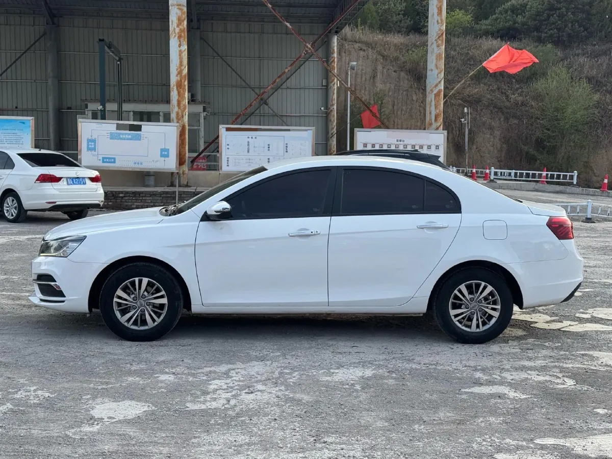 2019 Geely Emgrand 1.5L 109HP L4 5MT,autocango,china used car exporter,china ev exporter,chinese used car exporter,chinese used ev exporter