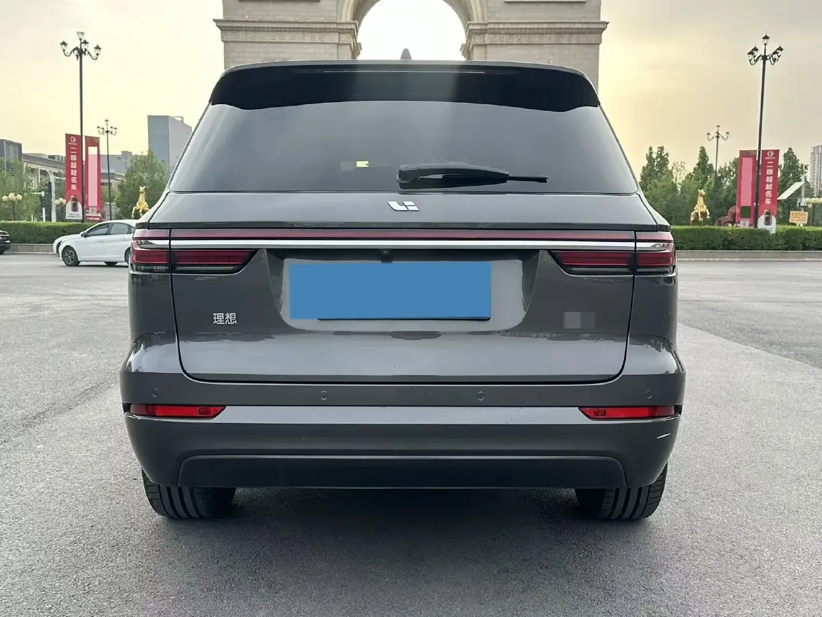 2021 Li ONE Range Extended 131HP REEV 40.5KWH,autocango,china used car exporter,china ev exporter,chinese used car exporter,chinese used ev exporter
