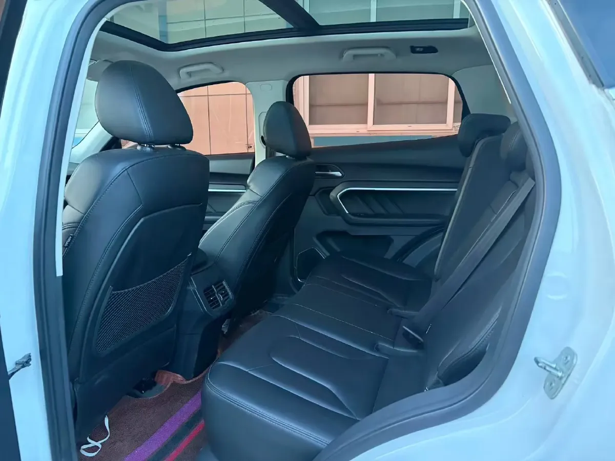 2017 Haval H6 2.0T 197HP L4 7DCT,autocango,china used car exporter,china ev exporter,chinese used car exporter,chinese used ev exporter