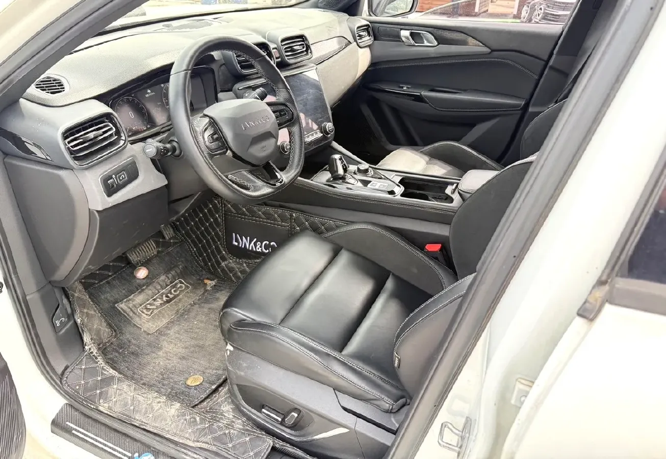 2022 LYNK&CO 03 2.0T 190HP L4 7DCT,autocango,china used car exporter,china ev exporter,chinese used car exporter,chinese used ev exporter