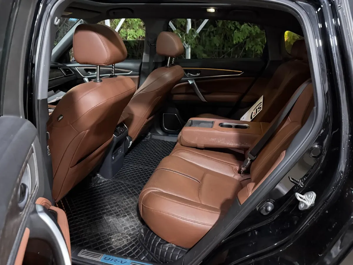 2020 Honda UR-V 2.0T 272HP L4 9AT,autocango,china used car exporter,china ev exporter,chinese used car exporter,chinese used ev exporter