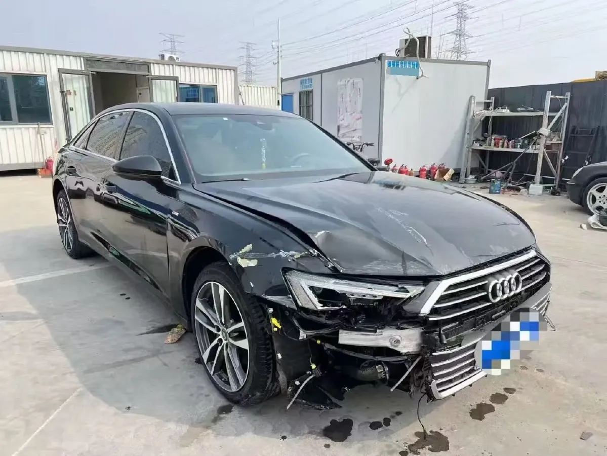 2021 Audi A6L 2.0T 190HP L4 7DCT,autocango,china used car exporter,china ev exporter,chinese used car exporter,chinese used ev exporter