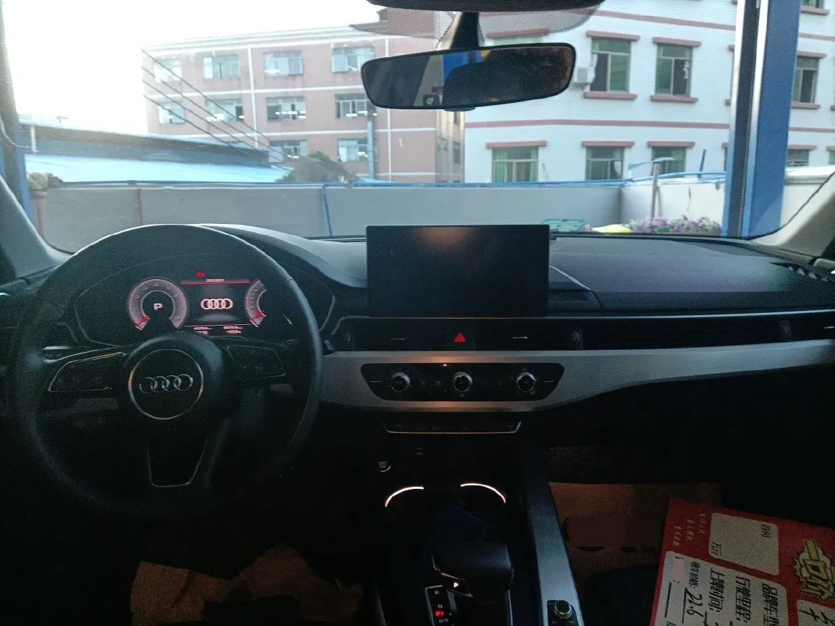 2020 Audi A4L 2.0T 190HP L4 7DCT,autocango,china used car exporter,china ev exporter,chinese used car exporter,chinese used ev exporter