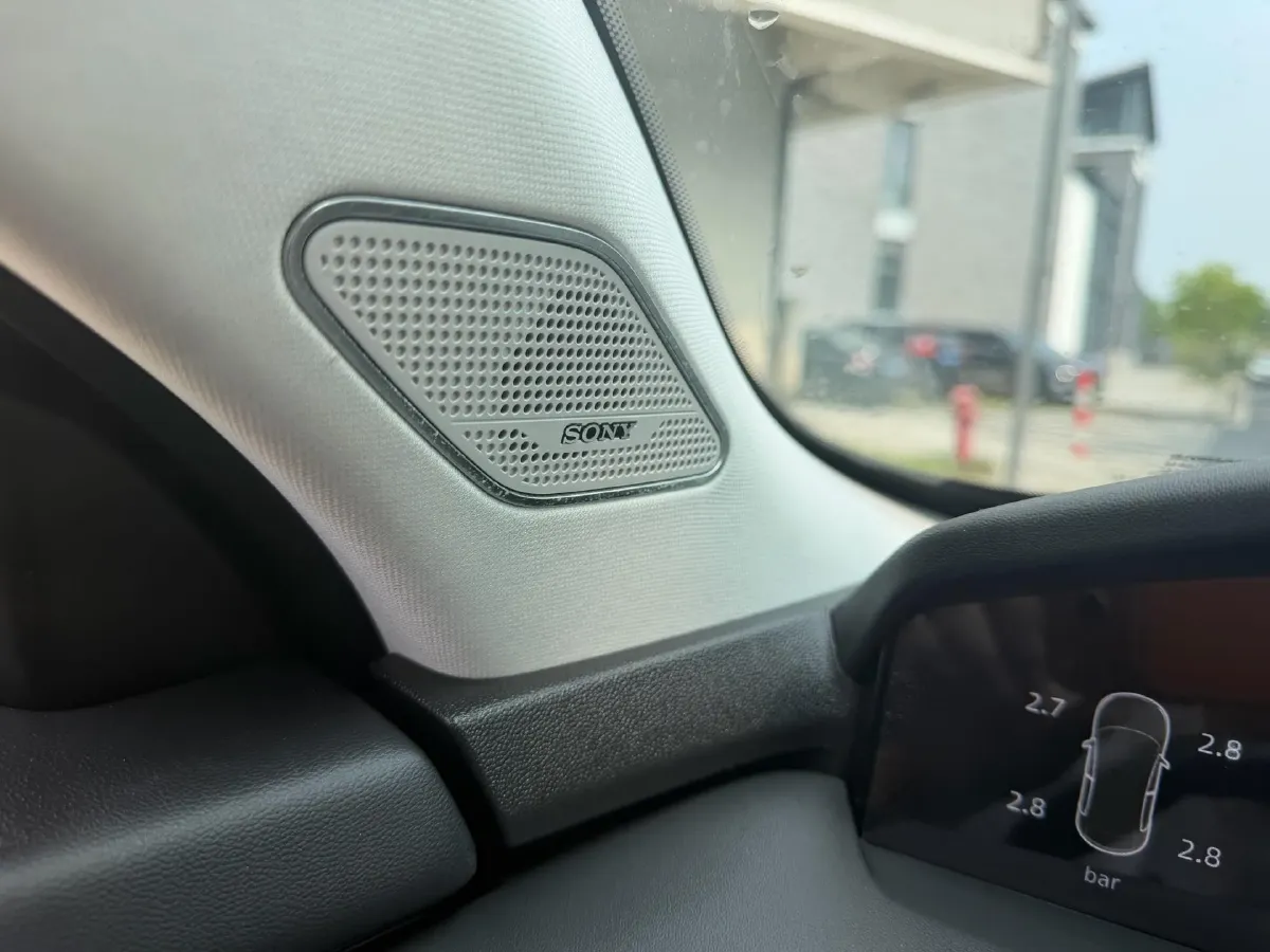 2021 ChangAn UNI-K 2.0T 233HP L4 8AT,autocango,china used car exporter,china ev exporter,chinese used car exporter,chinese used ev exporter