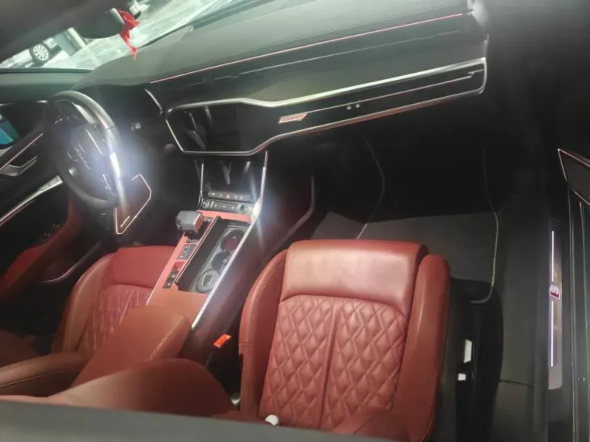 2023 Audi A7L 3.0T 340HP V6 7DCT,autocango,china used car exporter,china ev exporter,chinese used car exporter,chinese used ev exporter