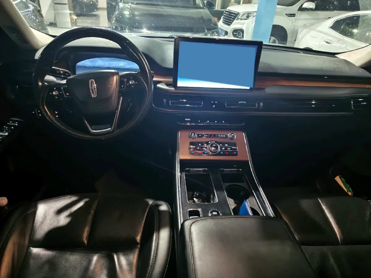 2022 Lincoln Aviator 3.0T 355HP V6 10AT,autocango,china used car exporter,china ev exporter,chinese used car exporter,chinese used ev exporter