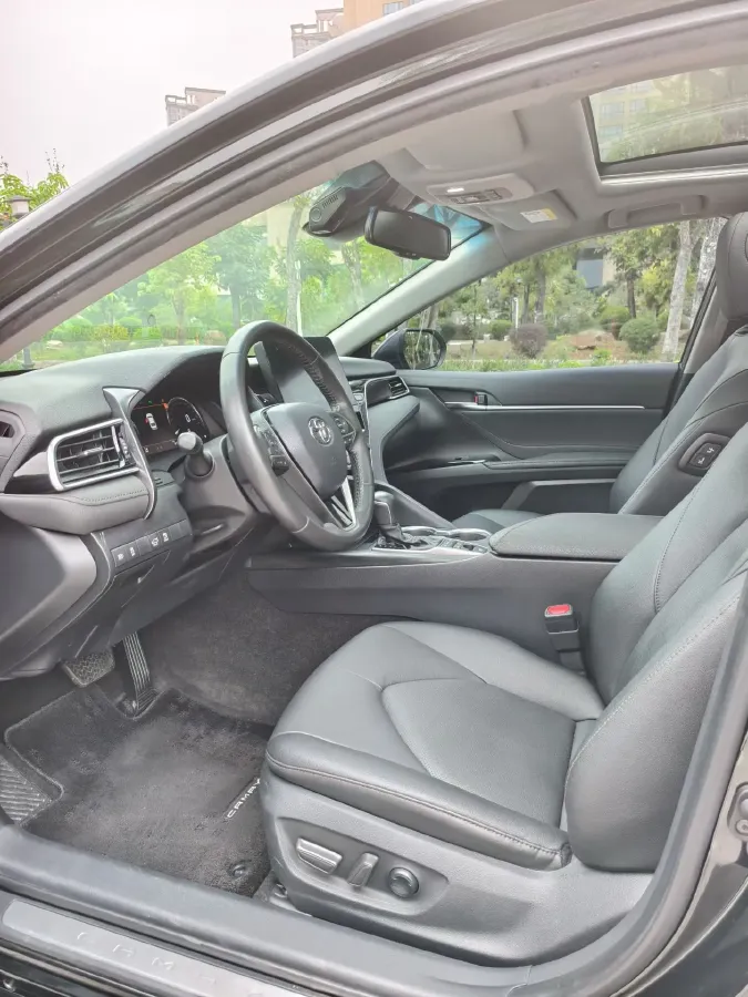 2021 Toyota Camry 2.5L 178HP L4 E-CVT Hybrid,autocango,china used car exporter,china ev exporter,chinese used car exporter,chinese used ev exporter