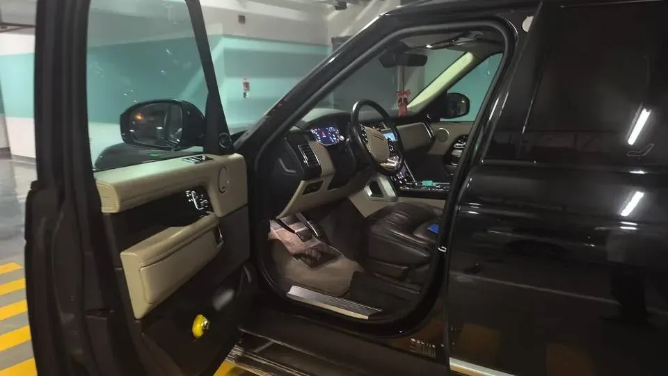 2021 Land Rover Range Rover 3.0T 360HP L6 8AT,autocango,china used car exporter,china ev exporter,chinese used car exporter,chinese used ev exporter