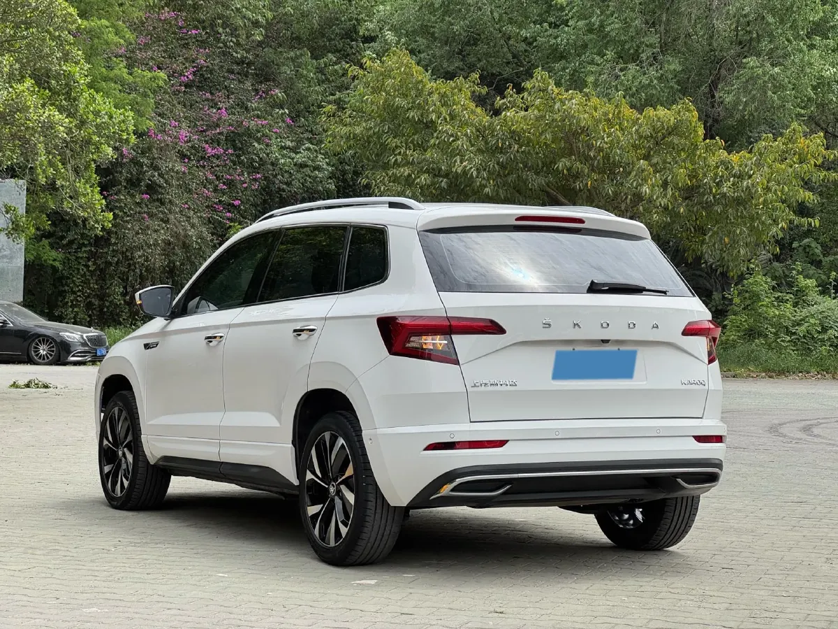 2022 Skoda Karoq 1.4T 150HP L4 7DCT,autocango,china used car exporter,china ev exporter,chinese used car exporter,chinese used ev exporter
