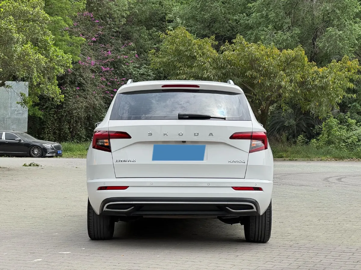 2022 Skoda Karoq 1.4T 150HP L4 7DCT,autocango,china used car exporter,china ev exporter,chinese used car exporter,chinese used ev exporter