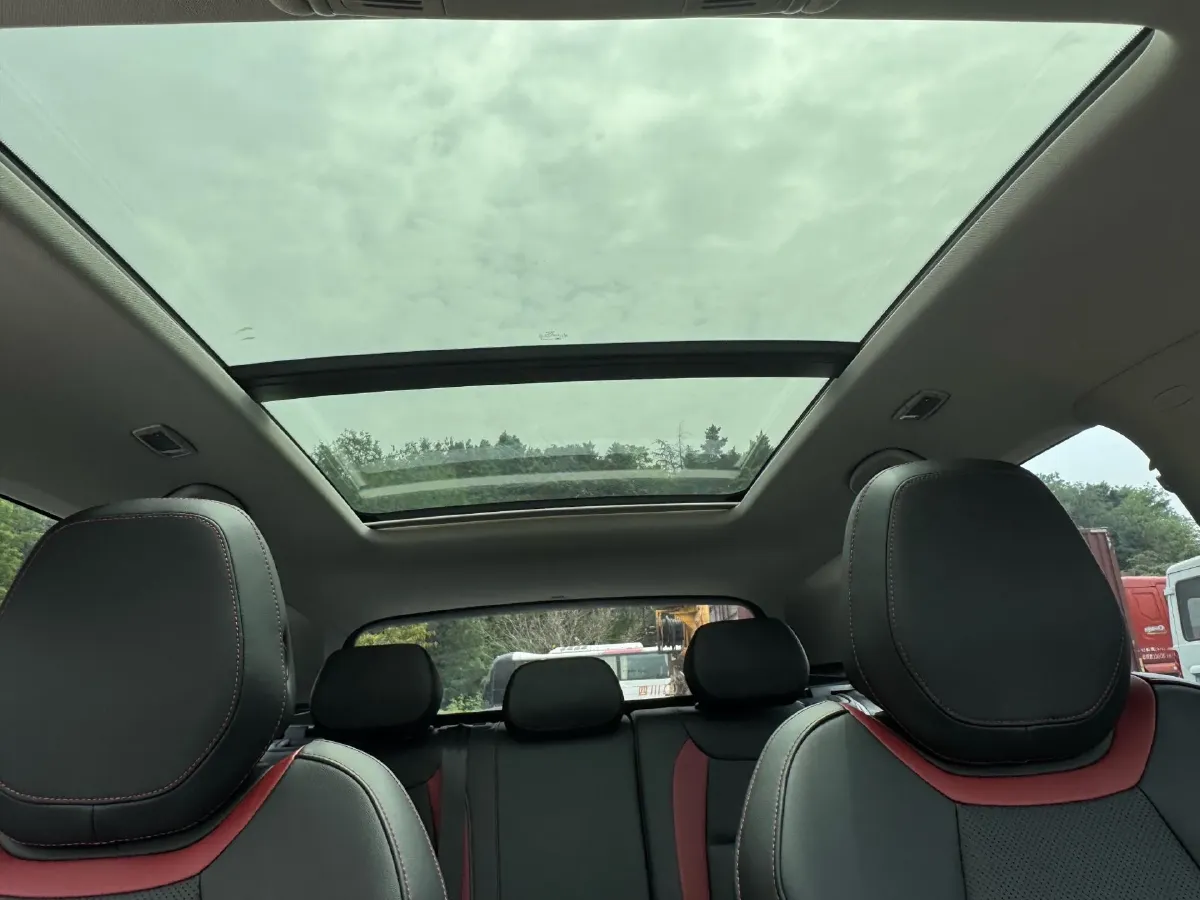 2022 Skoda Karoq 1.4T 150HP L4 7DCT,autocango,china used car exporter,china ev exporter,chinese used car exporter,chinese used ev exporter