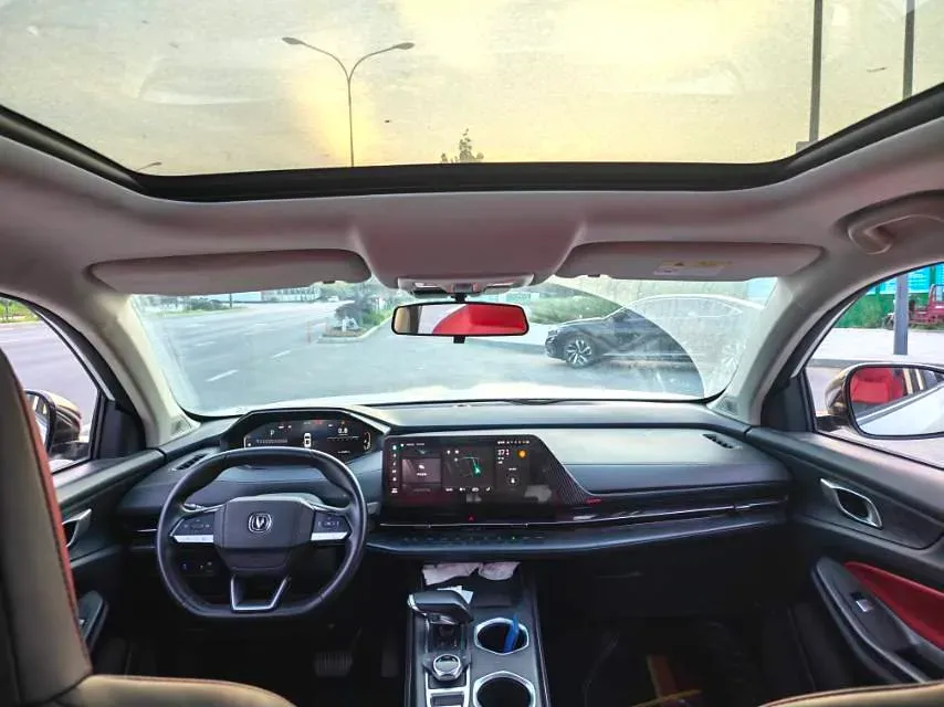 2022 ChangAn Oshan X7 Plus 1.5T 188HP L4 7DCT,autocango,china used car exporter,china ev exporter,chinese used car exporter,chinese used ev exporter