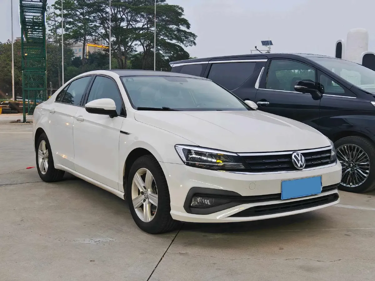 2019 Volkswagen T-Cross 1.4T 150HP L4 7DCT,autocango,china used car exporter,china ev exporter,chinese used car exporter,chinese used ev exporter
