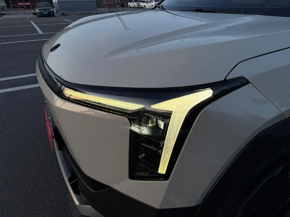 2025 DongFeng Nammi 06 BEV,autocango,china used car exporter,china ev exporter,chinese used car exporter,chinese used ev exporter