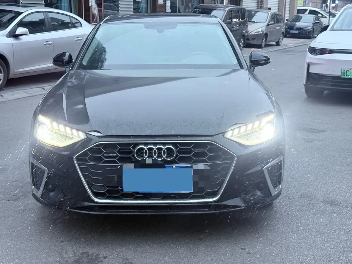 2020 Audi A4L 2.0T 190HP L4 7DCT,autocango,china used car exporter,china ev exporter,chinese used car exporter,chinese used ev exporter