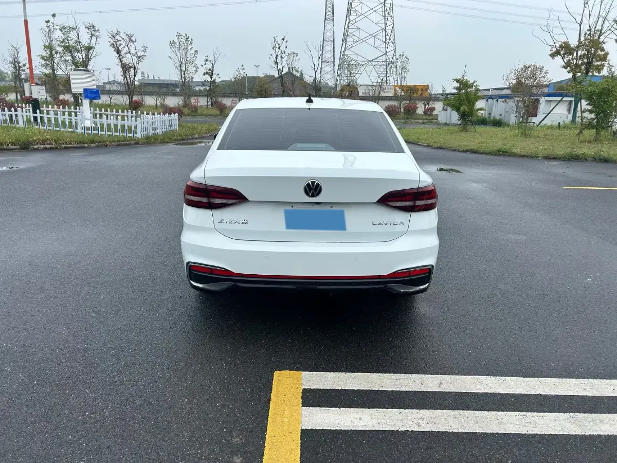 2023 Volkswagen Lavida 1.5L 110HP L4 6AT,autocango,china used car exporter,china ev exporter,chinese used car exporter,chinese used ev exporter