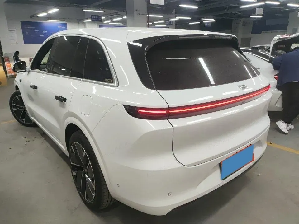 2025 Li L6 Range Extended 154HP L4 REEV,autocango,china used car exporter,china ev exporter,chinese used car exporter,chinese used ev exporter