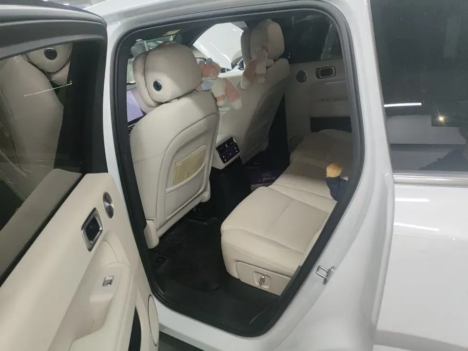 2025 Li L6 Range Extended 154HP L4 REEV,autocango,china used car exporter,china ev exporter,chinese used car exporter,chinese used ev exporter