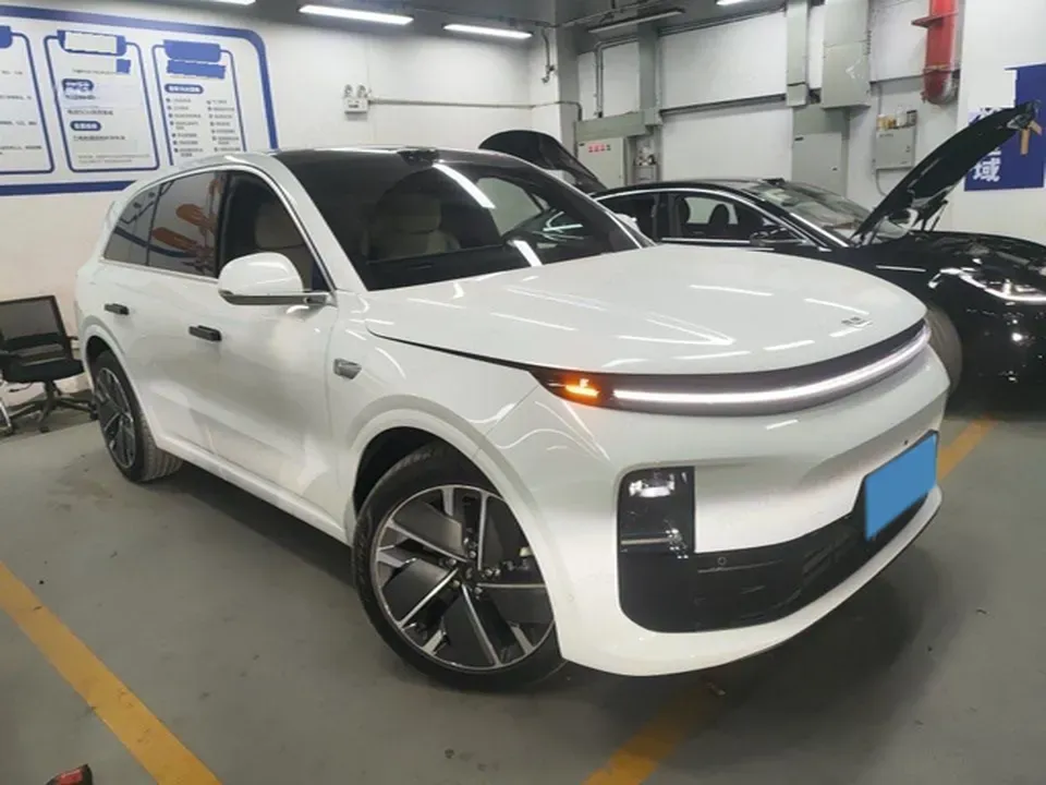 2025 Li L6 Range Extended 154HP L4 REEV,autocango,china used car exporter,china ev exporter,chinese used car exporter,chinese used ev exporter