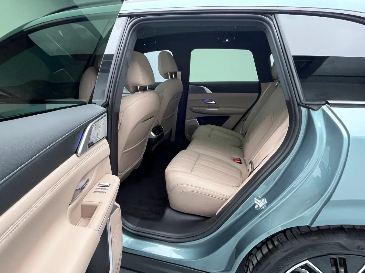 2025 Xpeng G9 BEV 79KWH,autocango,china used car exporter,china ev exporter,chinese used car exporter,chinese used ev exporter