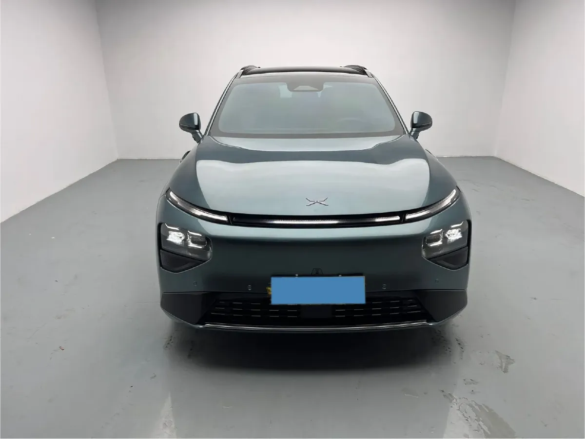 2025 Xpeng G9 BEV 79KWH,autocango,china used car exporter,china ev exporter,chinese used car exporter,chinese used ev exporter