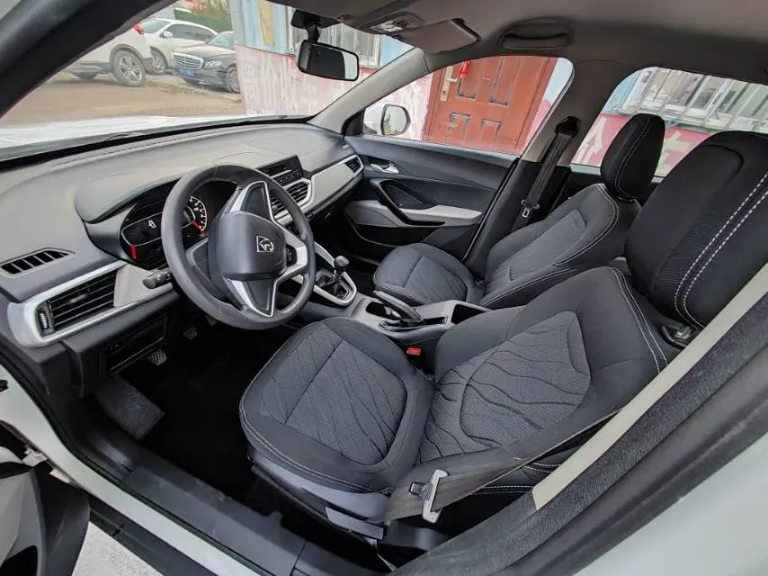 2019 BaoJun 510 1.5L 112HP L4 6MT,autocango,china used car exporter,china ev exporter,chinese used car exporter,chinese used ev exporter