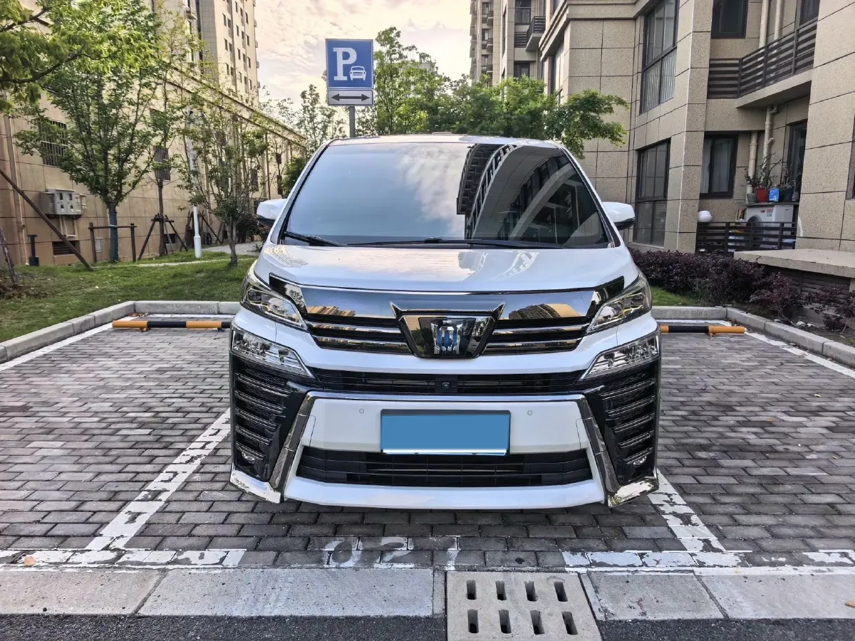 2021 Toyota Vellfire 2.5L 117HP L4 E-CVT Hybrid,autocango,china used car exporter,china ev exporter,chinese used car exporter,chinese used ev exporter