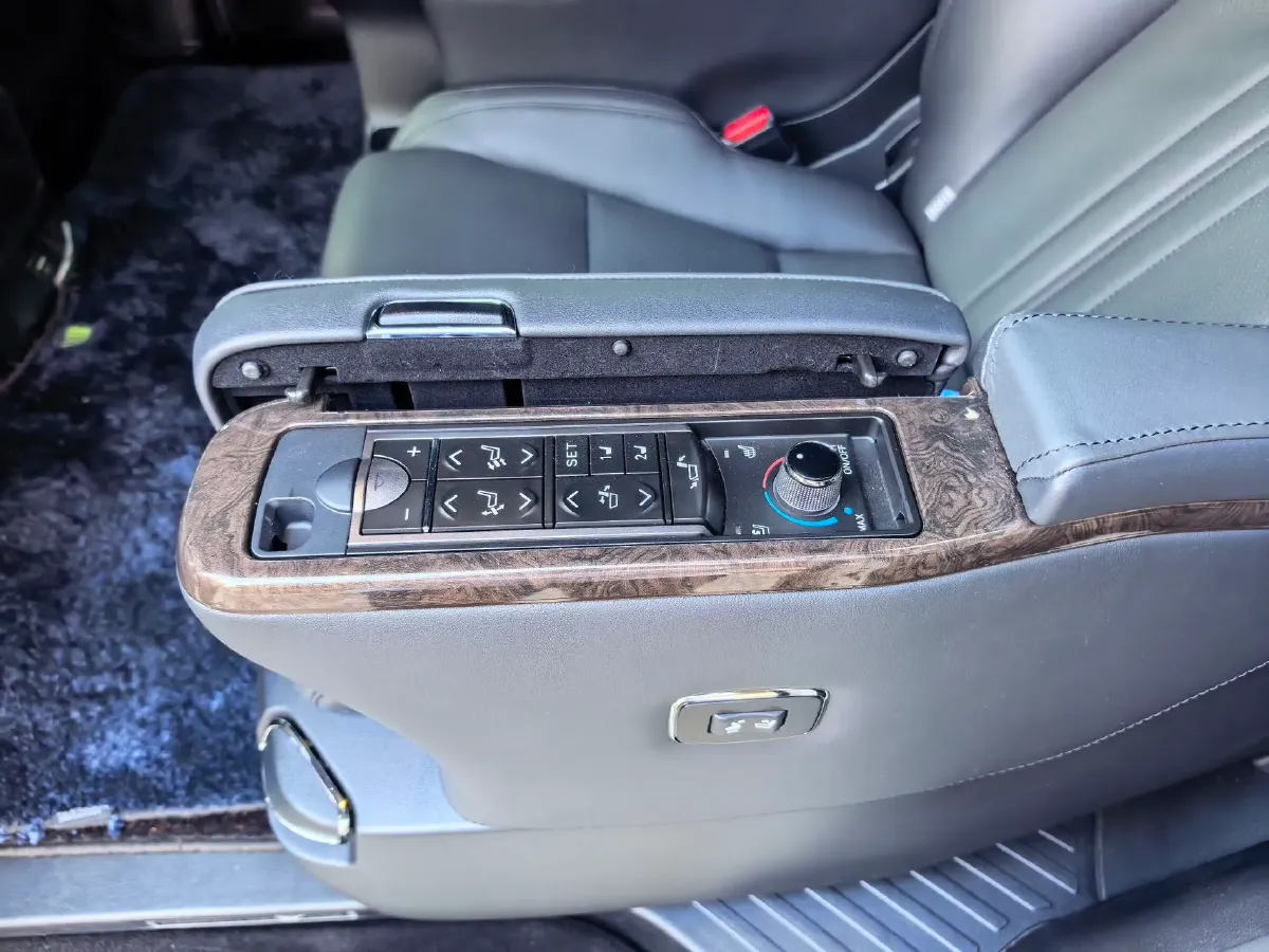 2021 Toyota Vellfire 2.5L 117HP L4 E-CVT Hybrid,autocango,china used car exporter,china ev exporter,chinese used car exporter,chinese used ev exporter