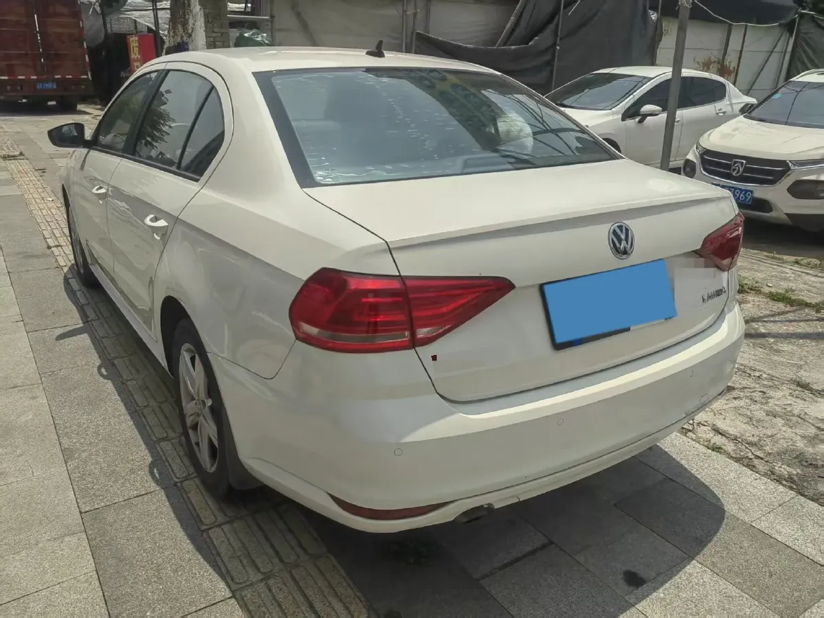 2017 Volkswagen Lavida 1.6L 110HP L4 6AT,autocango,china used car exporter,china ev exporter,chinese used car exporter,chinese used ev exporter