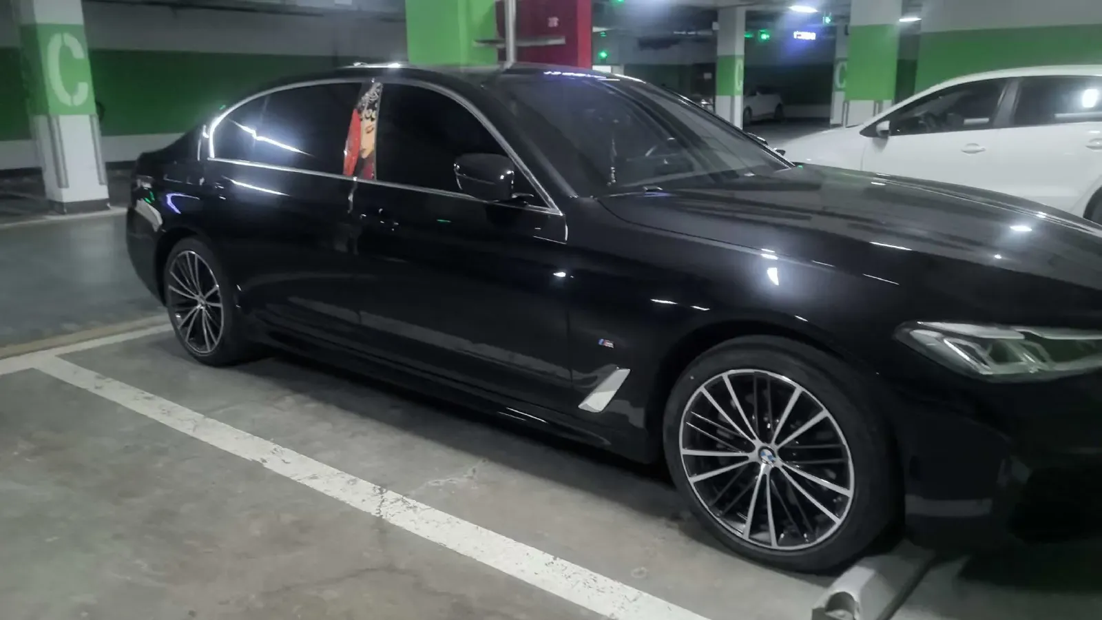 2021 BMW 5 Series 2.0T 252HP L4 8AT,autocango,china used car exporter,china ev exporter,chinese used car exporter,chinese used ev exporter