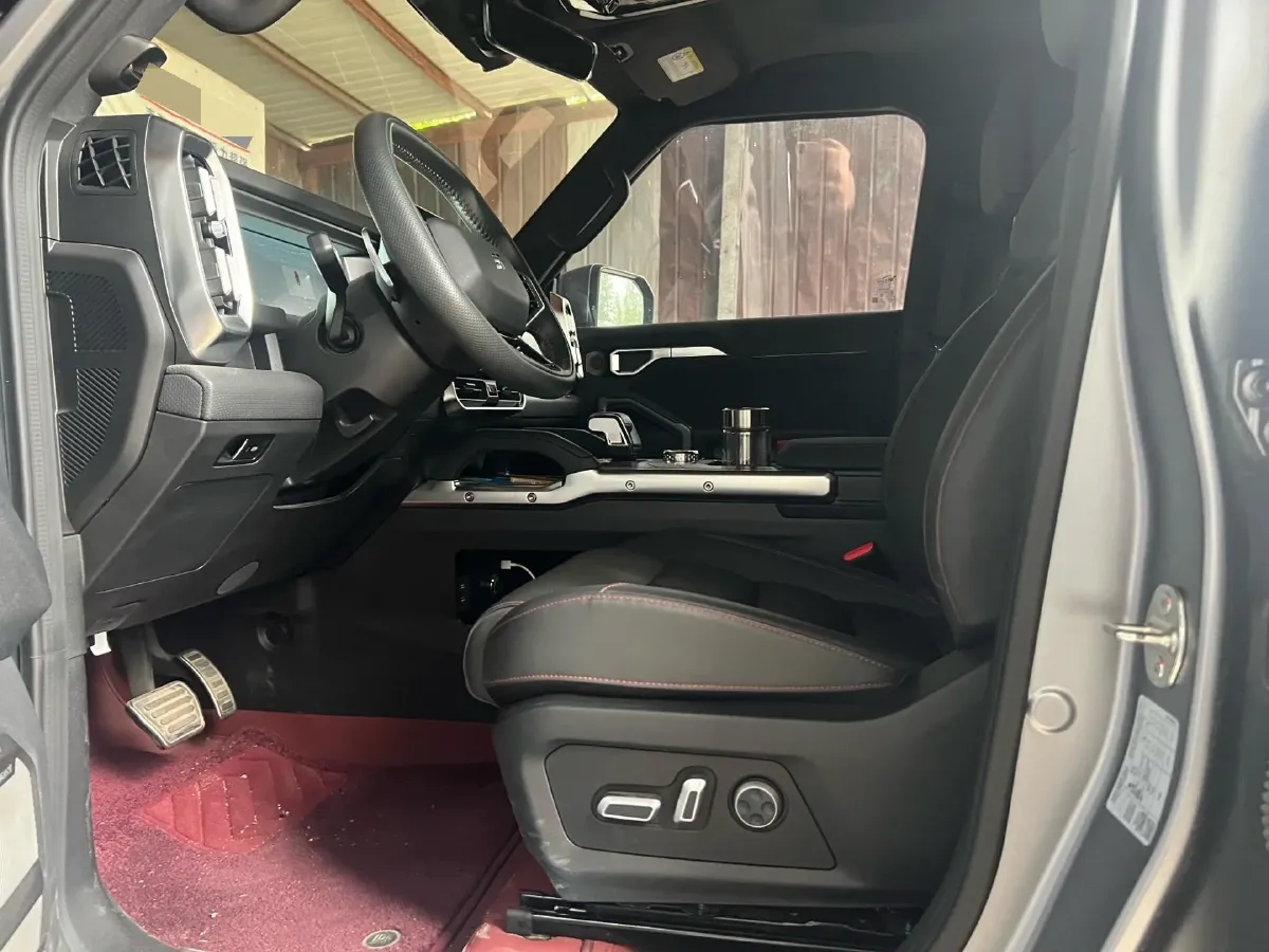 2023 Jetour Traveller 2.0T 254HP L4 7DCT,autocango,china used car exporter,china ev exporter,chinese used car exporter,chinese used ev exporter