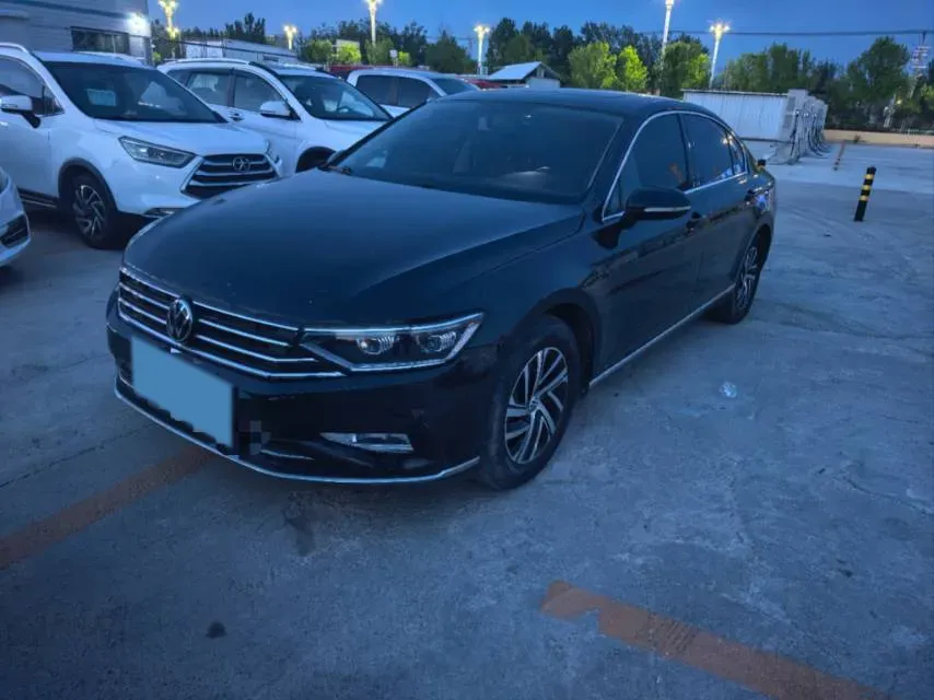 2020 Volkswagen Magotan 1.4T 150HP L4 7DCT,autocango,china used car exporter,china ev exporter,chinese used car exporter,chinese used ev exporter